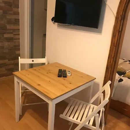 Apartment Brezoianu Bucharest